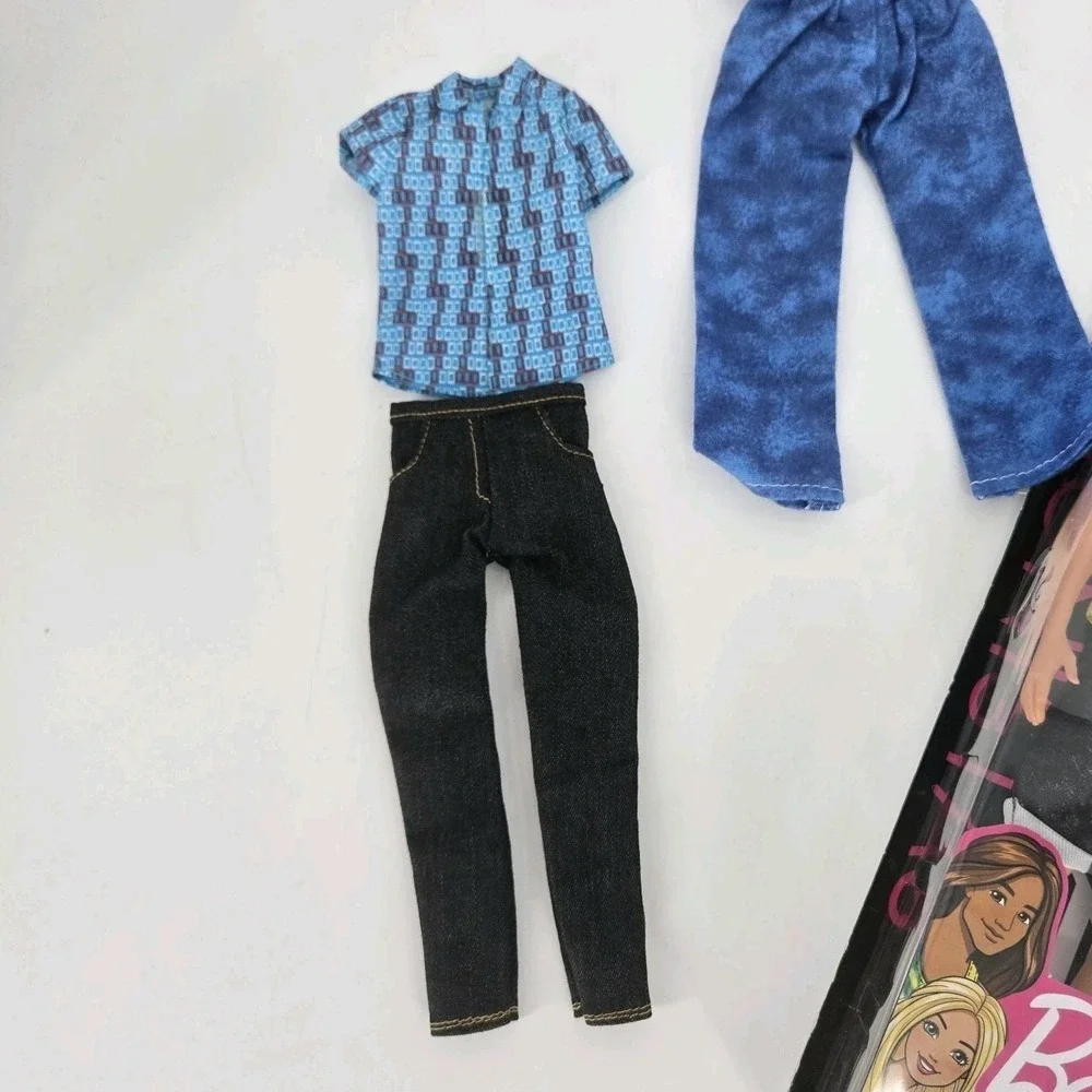 Barbie Fashionistas Ken Doll #138 GHW66 Long Blonde Hair NRFB Clothes Lot Mattel